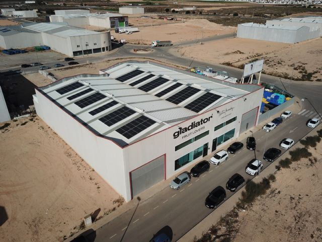 La murciana Gladiator Fruit Lovers instala placas fotovoltaica para unirse al autoconsumo industrial