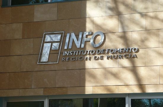 El Info lanza el Plan Senegal Emergente, para incentivar contratos públicos de empresas murcianas con el país africano