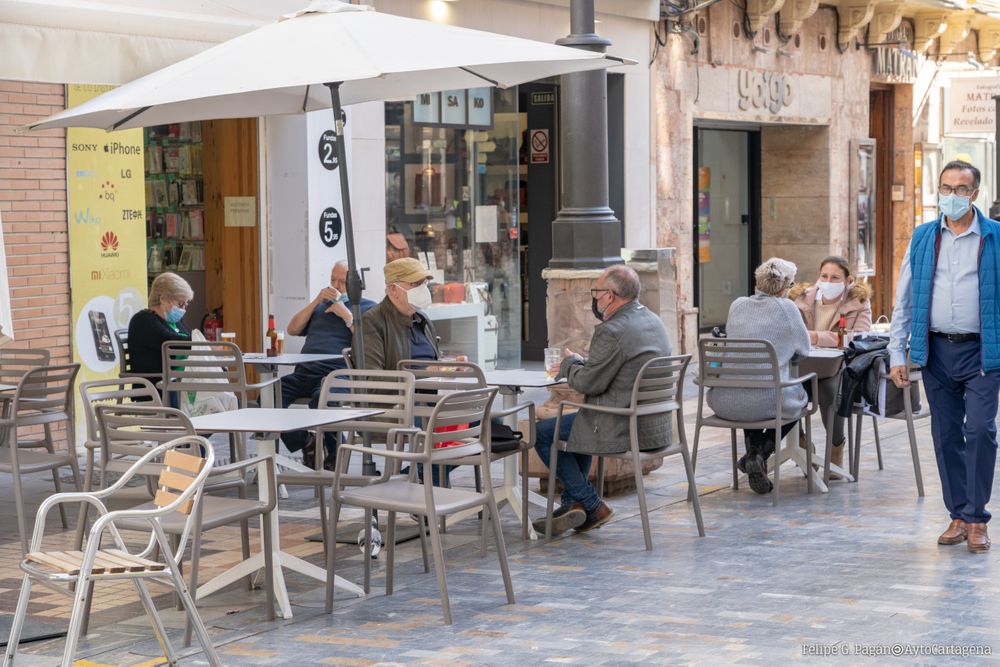 La hostelería murciana ofrece más servicios ante la ampliación del toque de queda