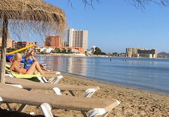 La CARM convoca ayudas directas  para el turismo y la hostelería que recibe más de 3.750 solicitudes