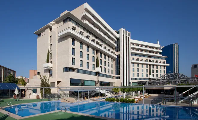 Los viajeros en hoteles de la Región aumentaron un 66% en 2021