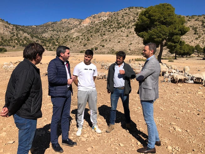 La Escuela de Pastores regional inicia un nuevo curso tras formar a 77 alumnos el pasado año en el manejo de ovino y caprino