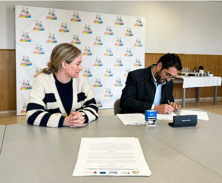 Apromur y Astrade colaborarán para la inclusión laboral en el sector audiovisual de las personas con autismo