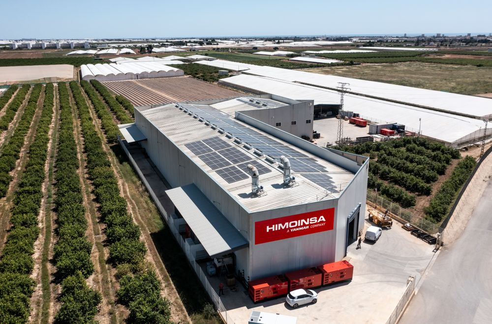 HIMOINSA apuesta por la eficiencia energética en sus procesos productivos e instala plantas fotovoltaicas en sus fábricas