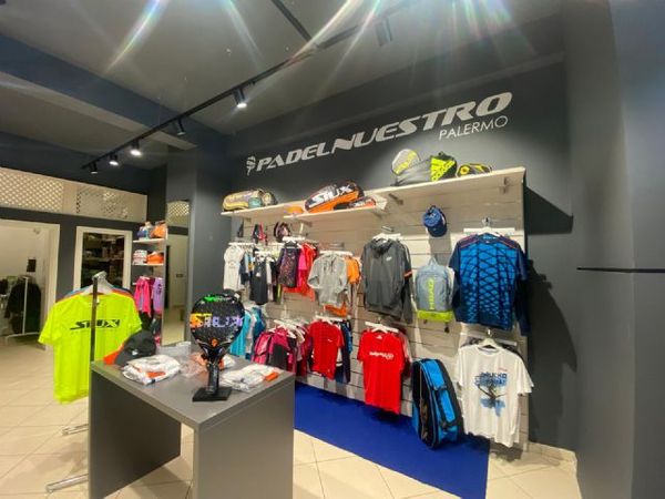 Grupo Padel Nuestro inaugura nueva tienda en Palermo, Italia