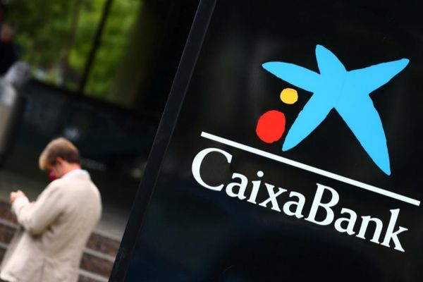 La consolidación de Caixa Bank y Bankia ha provocado el recorte de la planilla laboral en la Región