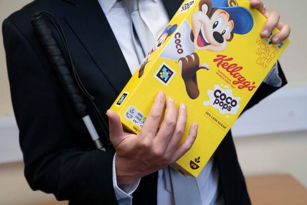 Los códigos murcianos NaviLens y Kellogg's buscan la integración de personas con discapacidad visual