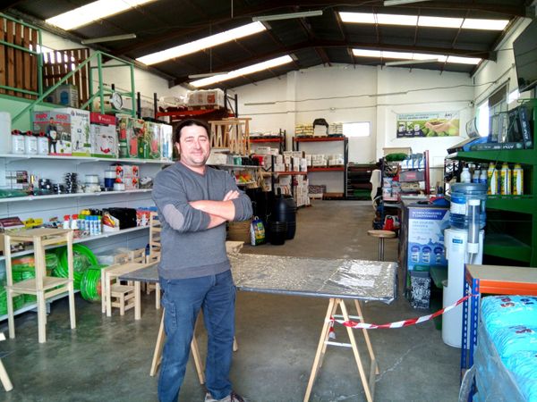 La molinense Mondéjar Agroquímicos, continúa "al pie del cañón" para abastecer de alimentos a la población en tiempos de pandemia