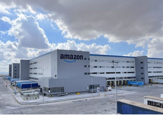 Se inaugura en Corvera el centro roborizado de Amazon para el levante, que creará 1.200 empleos fijos en la Región
