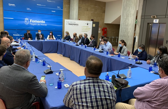 La CARM adjudica a Alsa, Orbitalia e Interbus las lineas de las áreas metropolitanas de Murcia y Cartagena