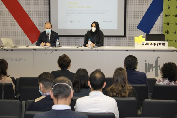 La red de apoyo a las pymes de la Comunidad asesoró el pasado año a más de 1.200 emprendedores de la Región