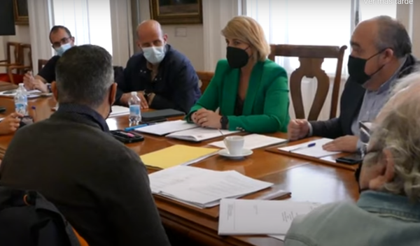 El Ayuntamiento de Cartagena y Hostecar preparan las Cruces de Mayo tras dos años de suspensión