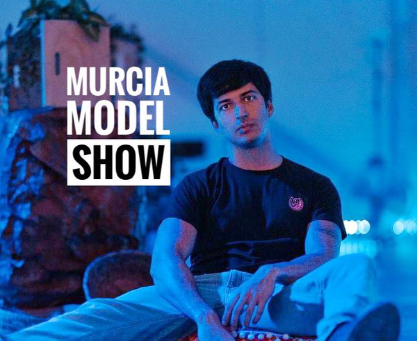 Murcia Model Show: Un exitoso desfile de moda y música en Flow Estudio