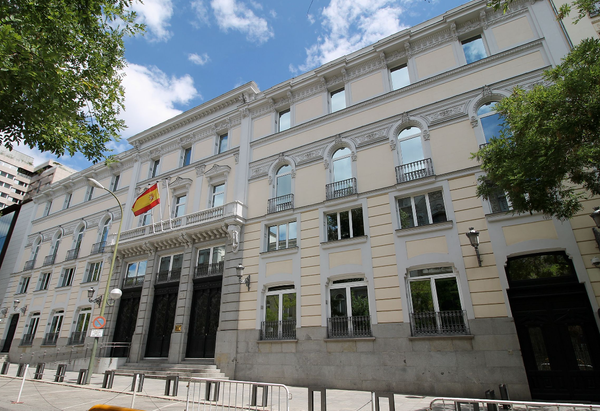 Así afecta la no renovación del CGPJ a abogados y procuradores